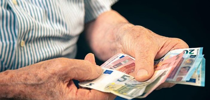 Συγκέντρωση συνταξιούχων στη Θεσσαλονίκη την 6η Ιούνη