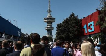 Ανθρακες ο θησαυρός του κ. Μητσοτάκη στη ΔΕΘ…