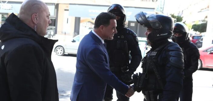 Σας αγαπώ πολύ – Μα, κι εμείς σ΄ αγαπάμε!!!